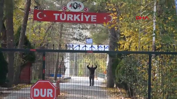 IŞİD üyeliği iddiasıyla sınır dışı edilen kişi Türkiye ile Yunanistan arasında kaldı IŞİD üyeliği iddiasıyla sınır dışı edilen kişi Türkiye ile Yunanistan arasında kaldı