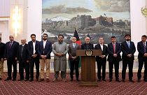 افغانستان سه زندانی ارشد طالبان را با دو استاد خارجی دانشگاه کابل مبادله می‌کند