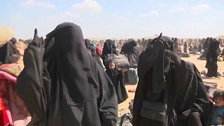 Femmes soutenant le groupe Etat Islamique à Baghouz (Syrie), le 6 mars 2019.
