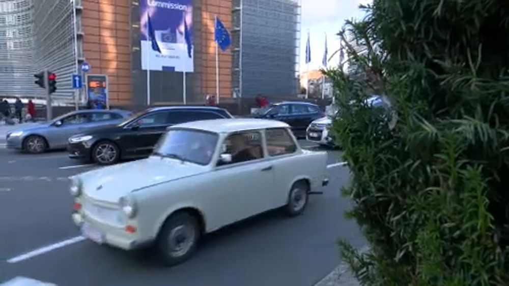 "Breves de Bruxelas": Trabant, Israel e nova Comissão - Euronews