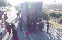 Les autorités turques interceptent un camion transportant des migrants