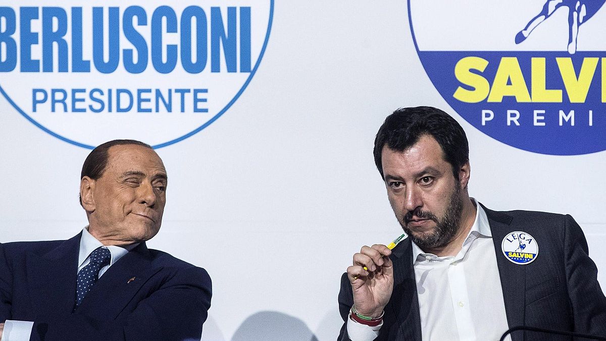 Beléptetné Salvini pártját az Európai Néppártba Berlusconi