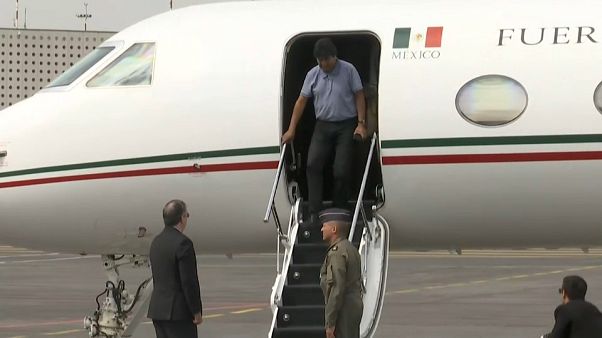 Morales promete seguir "la lucha" desde México Morales promete seguir "la lucha" desde México