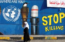 استمرار الاحتجاجات في العراق ومساع أممية لحل الأزمة 