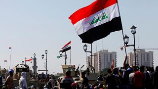 الاحتجاجات تستعيد زخمها في العراق وتواصل الضغط على السلطات
