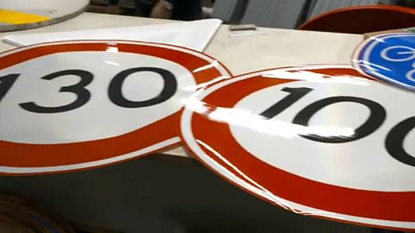 Levegőszennyezés: sebességkorlátozás a holland autópályákon Levegőszennyezés: sebességkorlátozás a holland autópályákon