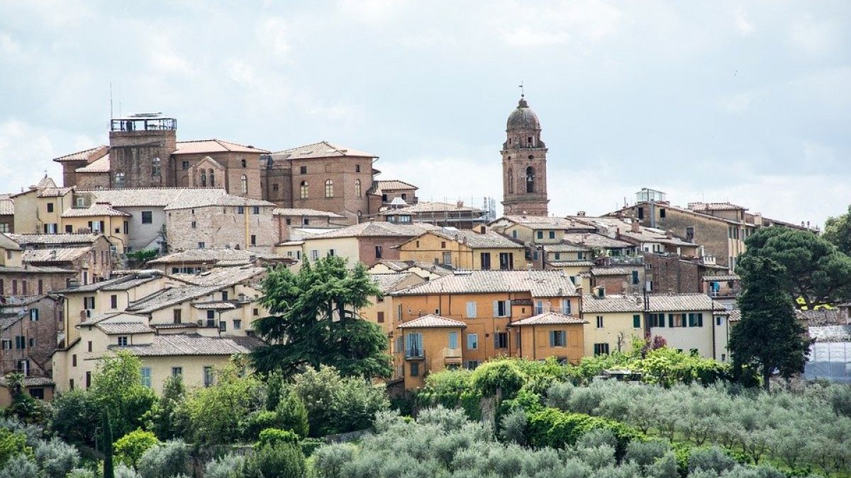 İtalya'da aşırı sağcı aile camiyi havaya uçurma hazırlığı yaparken yakalandı