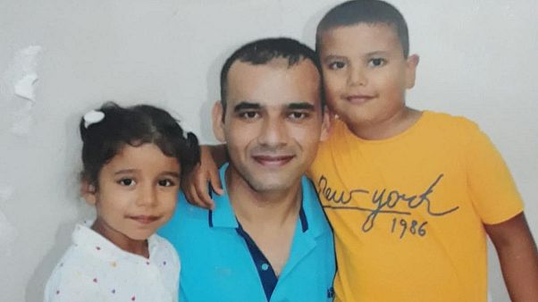 Ahmet Burhan Ataç, babası ve kardeşi Ahmet Burhan Ataç, babası ve kardeşi