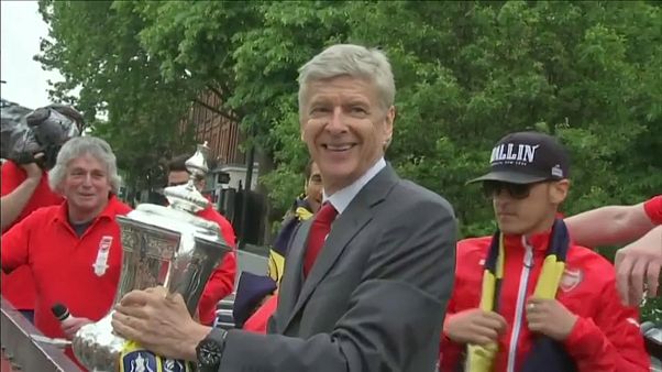 Arsene Wenger wird FIFA-Direktor Arsene Wenger wird FIFA-Direktor
