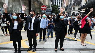 هنگ کنگ؛ فرار دانشجویان چینی و احتمال برقراری حکومت نظامی