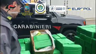 1,2 Tonnen Koks in Kalabrien beschlagnahmt