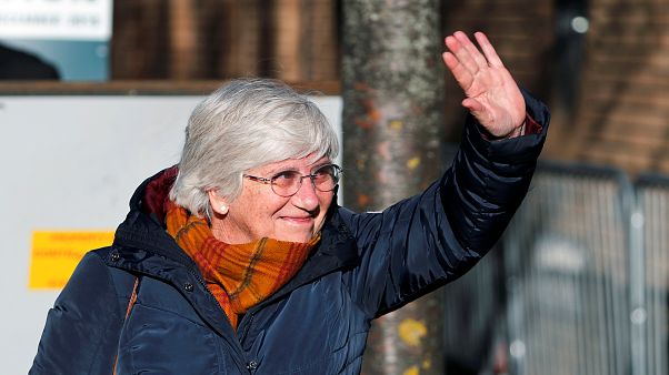 La Justicia británica deja a Clara Ponsatí en libertad bajo fianza La Justicia británica deja a Clara Ponsatí en libertad bajo fianza