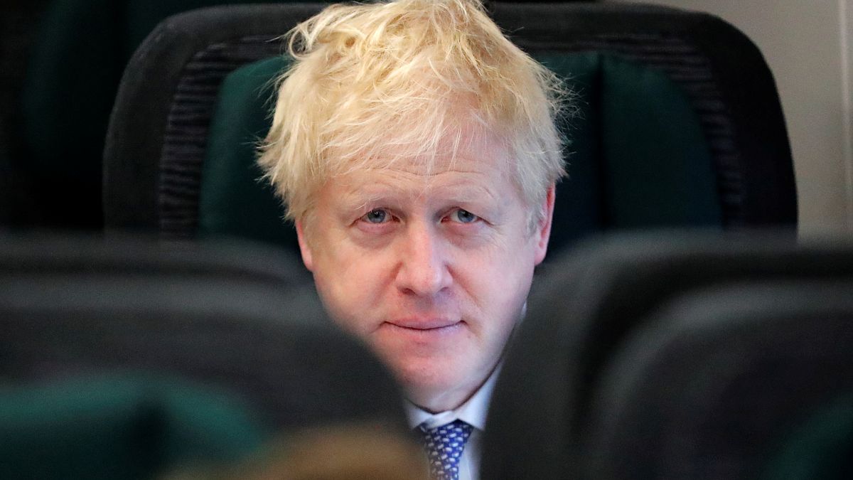 Boris Johnson se dirige a un mitin de campaña este jueves 14 de noviembre
