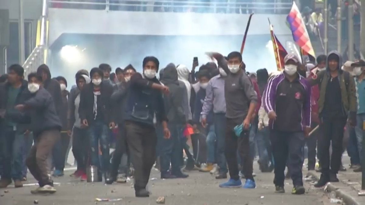 В Боливии не стихают протесты