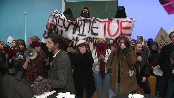 Precariedade estudantil em França Precariedade estudantil em França