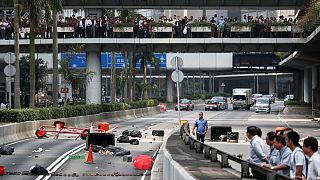 در درگیری مخالفان و موافقان حکومت محلی هنگ کنگ یک نفر کشته شد