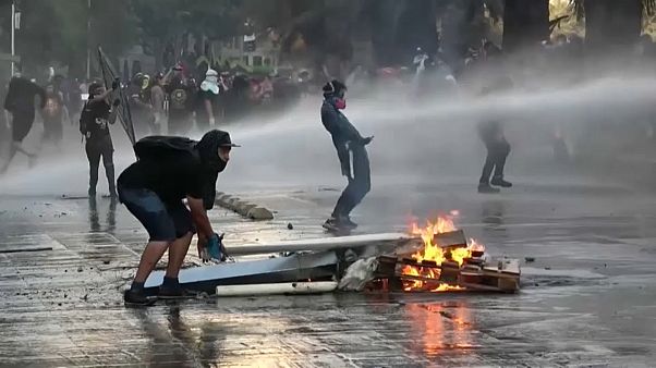 Cile, un milione in piazza. 26.000 arresti e 22 morti dall'inizio delle proteste Cile, un milione in piazza. 26.000 arresti e 22 morti dall'inizio delle proteste