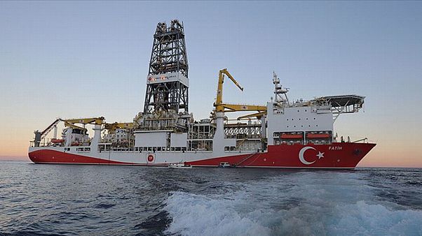 Fatih sondaj gemisi yeni faaliyetine başladı: Rumlardan 'hukuk ihlali' tepkisi Fatih sondaj gemisi yeni faaliyetine başladı: Rumlardan 'hukuk ihlali' tepkisi