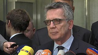 Comissário de investigação compromete ministro alemão do Interior