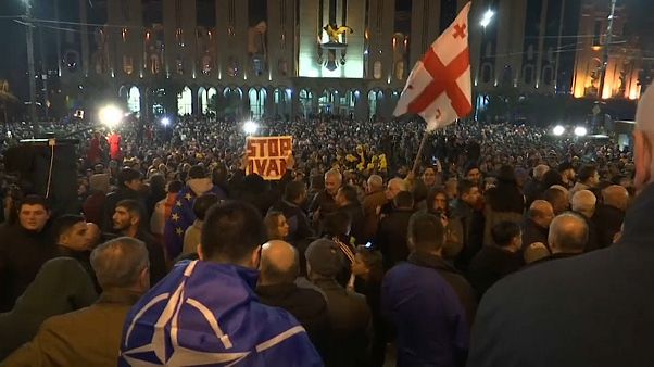 Proteste in Tiflis: Wahlrechtsreform für 2020 im Parlament gescheitert Proteste in Tiflis: Wahlrechtsreform für 2020 im Parlament gescheitert