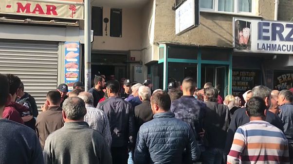 Pendik'te bir kişi aynı aileden 3 kişiyi öldürdü Pendik'te bir kişi aynı aileden 3 kişiyi öldürdü