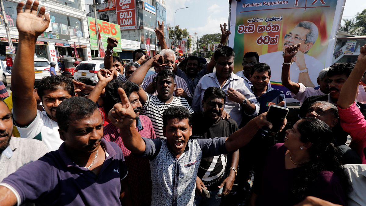 Sostenitori del partito del Fronte poolare di Gotabaya Rajapaksa 