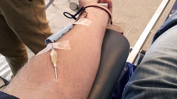 Almanya'da eş cinsellerin kan vermesini kolaylaştıracak kanun tasarısı teklif edildi Almanya'da eş cinsellerin kan vermesini kolaylaştıracak kanun tasarısı teklif edildi