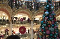 Les Galeries Lafayette occupées par des "gilets jaunes" à Paris