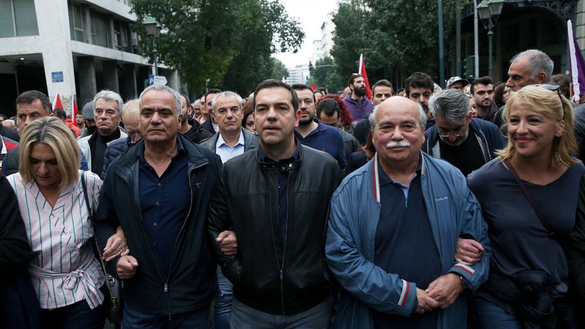 Επικεφαλής του μπλοκ του ΣΥΡΙΖΑ στην πορεία ο Αλέξης Τσίπρας