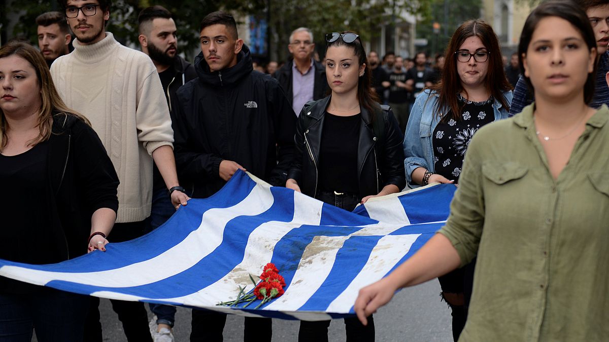 Enfrentamientos tras la marcha en conmemoración del levantamiento estudiantil de 1973 en Grecia