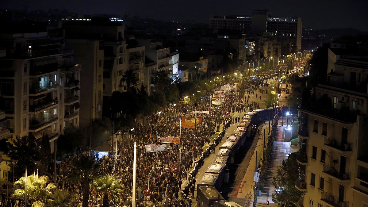 تظاهرات گسترده یونانی‌ها در سالگرد حمله به دانشگاه پلی‌تکنیک آتن
