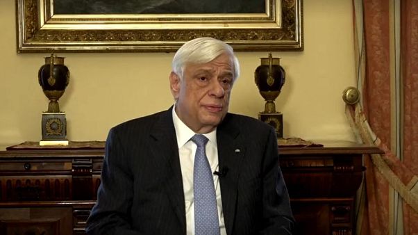 Yunanistan Cumhurbaşkanı: Türkiye tarihi gerçekleri çarpıtmayı bırakmalı Yunanistan Cumhurbaşkanı: Türkiye tarihi gerçekleri çarpıtmayı bırakmalı