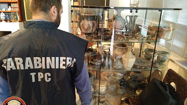 Archeo-criminalità: 23 arresti tra la Calabria e l'Europa Archeo-criminalità: 23 arresti tra la Calabria e l'Europa