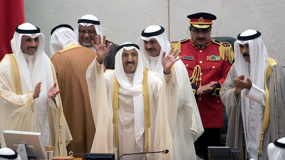 جابر المبارك الحمد الصباح يعتذر لأمير الكويت عن تعيينه رئيسا لمجلس الوزراء