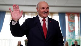 Belarus Cumhurbaşkanı Alexander Lukashenko genel seçimler için başkent Minsk'te oy kullandı