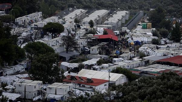 Völlig überbelastet: Das Flüchtlingslager Moria auf Lesbos Völlig überbelastet: Das Flüchtlingslager Moria auf Lesbos