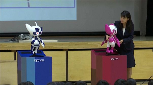 Les mascottes des JO de Tokyo version robot Les mascottes des JO de Tokyo version robot