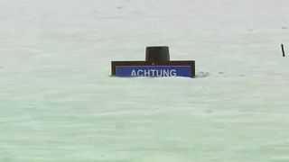 Sárlavina és áradások Ausztriában