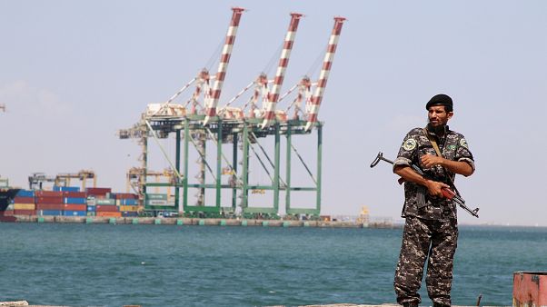 Husiler Kızıldeniz'de Suudia Arabistan ve Güney Kore'ye ait gemilere el koydu Husiler Kızıldeniz'de Suudia Arabistan ve Güney Kore'ye ait gemilere el koydu