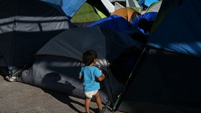 Un enfant réfugié dans un campement à Matamoros, au Mexique