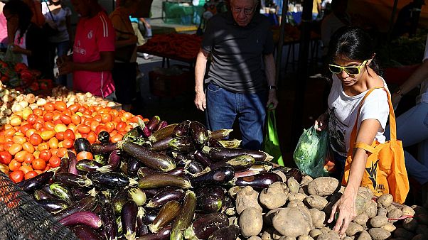 Almanya'da gıda yardımlarından yararlanan 'muhtaç' sayısı arttı Almanya'da gıda yardımlarından yararlanan 'muhtaç' sayısı arttı