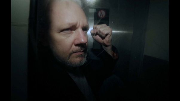 L'avvocato di Assange: "Ora concentrati per impedire l'estradizione" L'avvocato di Assange: "Ora concentrati per impedire l'estradizione"