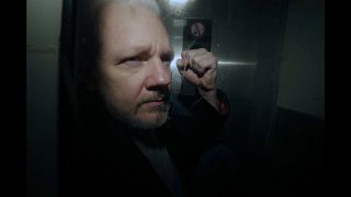 La justicia sueca archiva la causa por violación de Assange