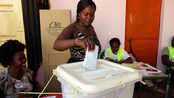 Guiné-Bissau mobiliza-se para eleições presidenciais Guiné-Bissau mobiliza-se para eleições presidenciais