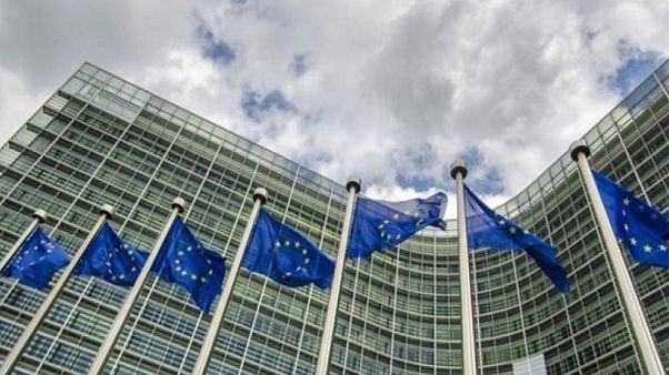 Διπλό μήνυμα για τη διεύρυνση της ΕΕ Διπλό μήνυμα για τη διεύρυνση της ΕΕ