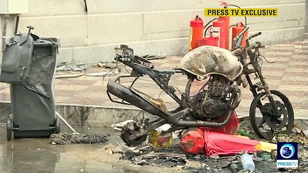 Demonstrationen im Iran: Mehr als 100 Tote befürchtet Demonstrationen im Iran: Mehr als 100 Tote befürchtet