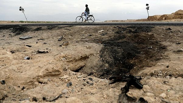 Afganistan'da ABD helikopteri düştü: 2 Amerikan askeri öldü Afganistan'da ABD helikopteri düştü: 2 Amerikan askeri öldü