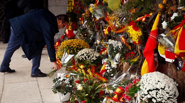 Centenares de españoles celebran el 44º aniversario de la muerte de Franco Centenares de españoles celebran el 44º aniversario de la muerte de Franco