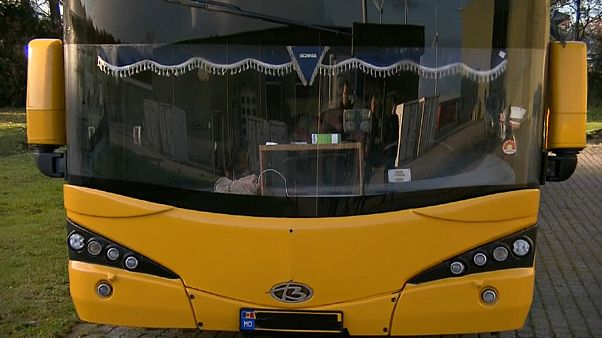 В Нидерландах задержан автобус с 65 молдаванами В Нидерландах задержан автобус с 65 молдаванами