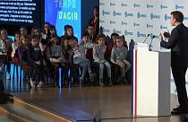 Macron reforça luta contra a pornografia infantil 